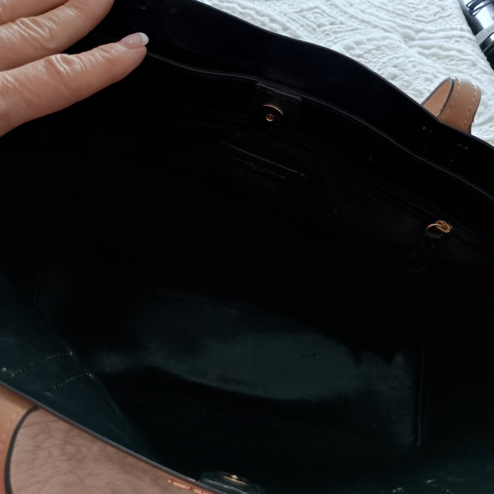 Coach Beige Leather Tote Bag - Picture 4 of 16